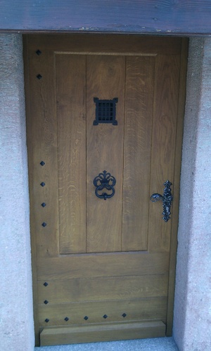 Porte a l' ancienne en chene massif