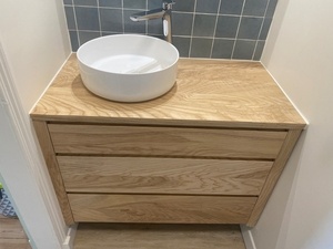Meuble de salle de bain en frêne + Miroir