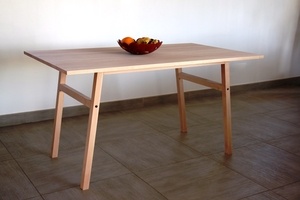 Table en hêtre