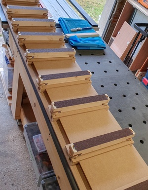 Gabarit pour dégauchir avec une raboteuse