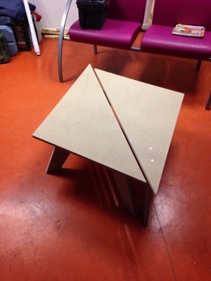 Tables basses éphémères