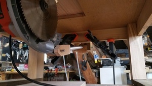 Mécanique de réglage de hauteur de lame de scie sur table DIY