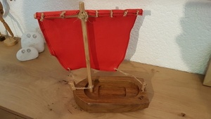 Un petit bateau
