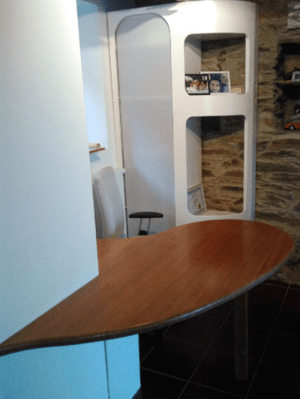 Armoire d'angle, en CP cintré