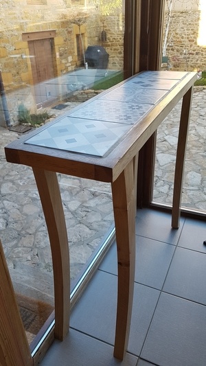 Petite console en chene avec pied courbes