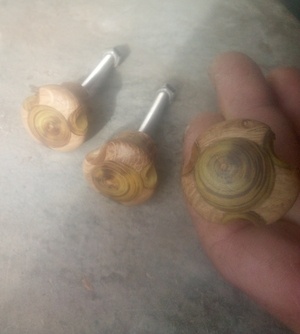 3 molettes (tour a pedale)