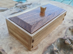 Boîte aux outils à main