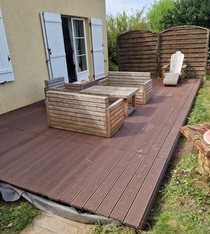 Terrasse en bois composite