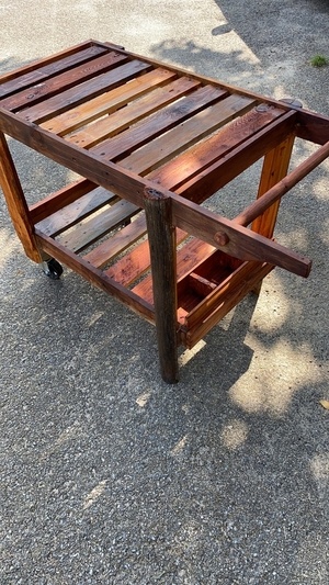 Servante pour l été