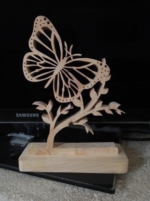 Papillon sur une branche