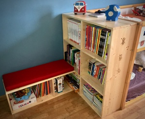 Petite biblio-banquette