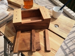 Mini boite japonaise : noyer et hêtre