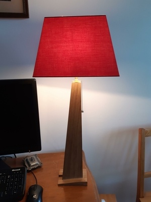 Lampe en chûte de chûte de chêne