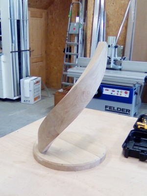 Pièce débillardée en chêne à développement régulier