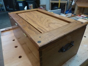 Un coffre à outils d'ébeniste