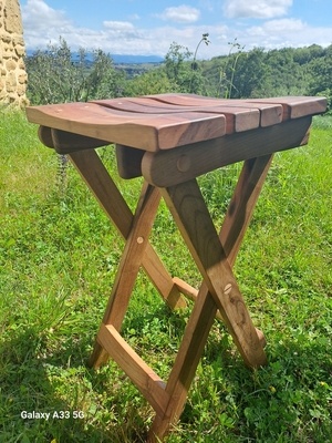 Tabouret pliant