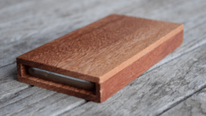 Fabriquer une boîte pour IPhone