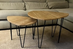 Tables basses gigognes en chêne piqué