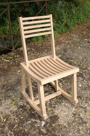 Chaise à bascule réversible