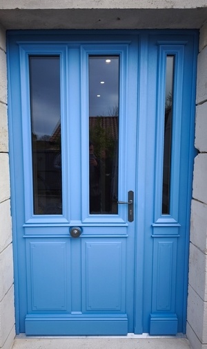 Porte en châtaignier