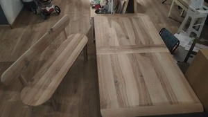 Table et banc pour les enfants