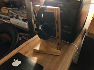 Support de casque audio en bois