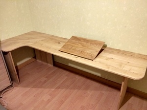 Bureau d'angle en frêne