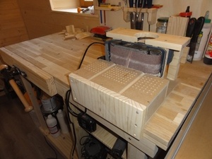 Montage stationnaire pour ponceuse à bande