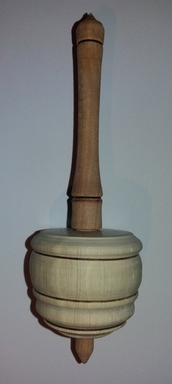 Toupie en bois de charme et de poirier !