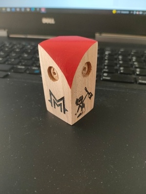 Encore une chouette mais pour un fan de M