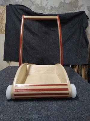 Chariot de marche