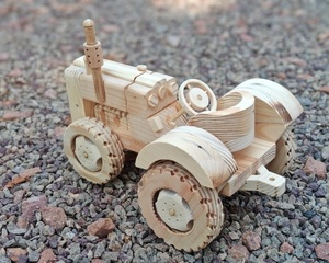Mon gros tracteur en bois