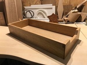 Tiroir queue d’aronde