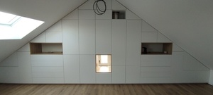 Dressing en pointe sur un pignon complet et tête de lit