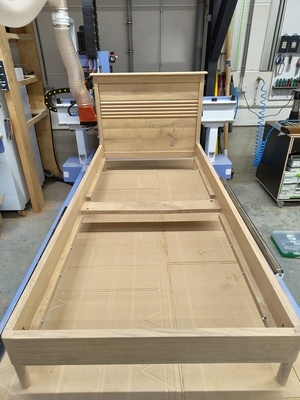 Lit 1 personne chêne massif