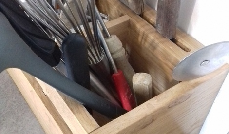 Range Ustensiles De Cuisine Par Riquet18x4 Sur L Air Du Bois range-ustensiles-de-cuisine-par-riquet18x4-sur-l-air-du-bois