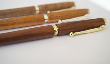 stylos-et-boite-stylo-par-coralie-sur-l-air-du-bois