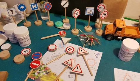 Buy Panneaux de signalisation Livre de coloriage Pour enfants 3 ans et + / livret d'activités