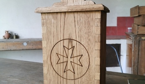 Tronc d'église par Scarta sur L'Air du Bois