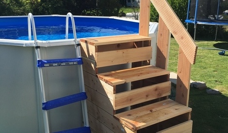 Escalier pour piscine hors sol par RiGy sur L Air du Bois