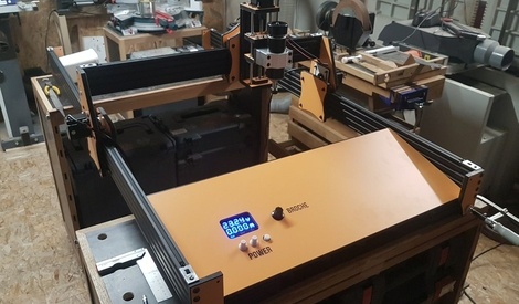 [Pas à pas] Fabrication d'une CNC avec une petite CNC - Usinage