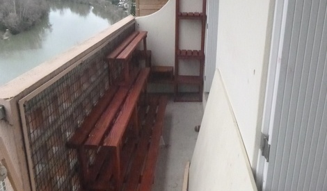 Etagères à plantes et Aménagement de Balcon par Berlow sur L'Air du Bois