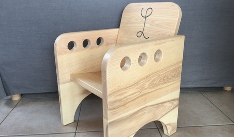 Petite chaise pour enfant en frêne et sa petite table par Christophe  BoisCréations sur L'Air du Bois