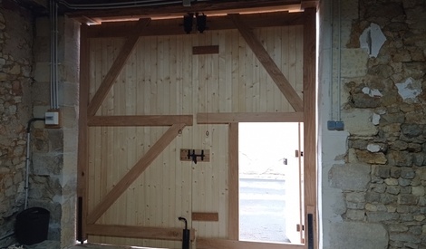 Réalisation de Portes de Grange Sur Mesure | LECLERC MENUISERIES