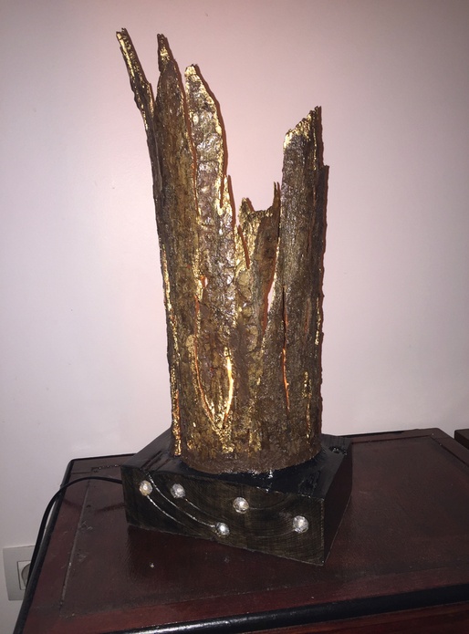 Lampe en écorce fine