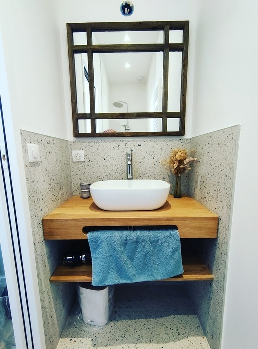 Encore un meuble de salle de bain