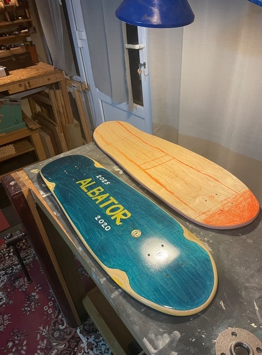 2 skateboards