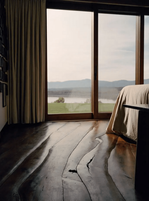 Parquet suivant la courbe naturelle des bois