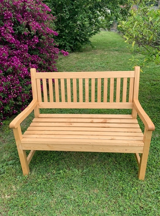 Banc en châtaignier