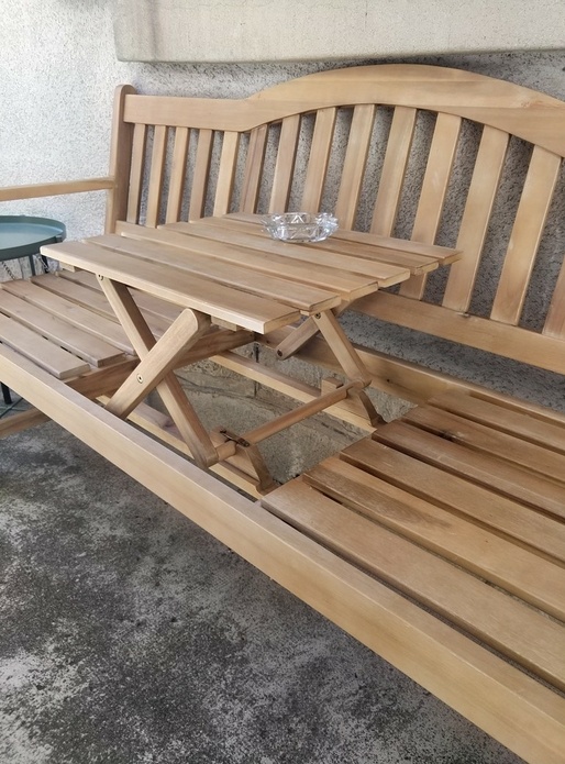 Banc à apéro à tablette escamotable
